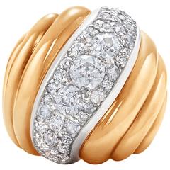 Suzanne Belperron Yellow Gold Bombe Diamond Wave Ring, circa 1940s 6