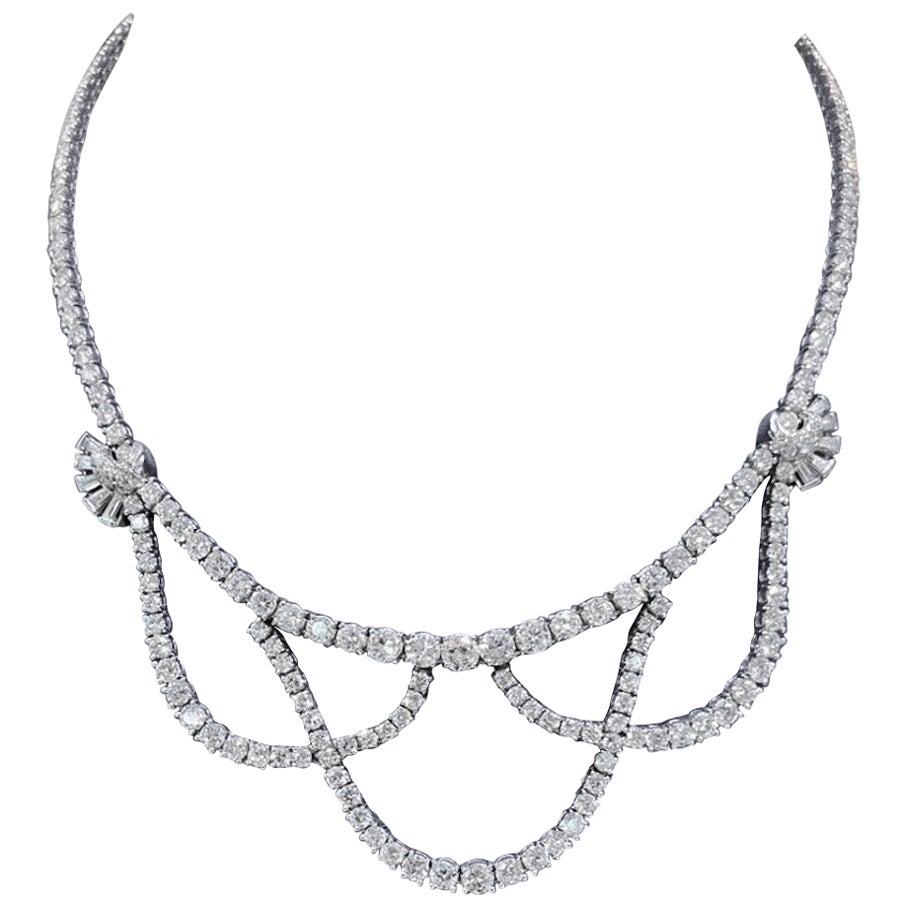 Vintage 18k White Gold 14CT Round Baguette Diamond Fancy Cocktail Necklace