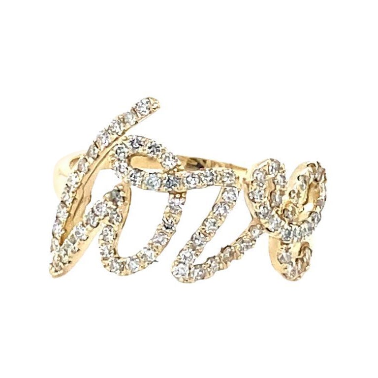 Bague Love en or jaune avec diamant naturel taillé en rond et script
