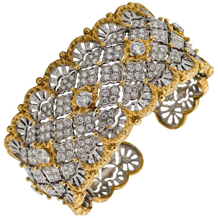 6.15 Carats Diamonds Yellow Gold Wide Hinged Cuff Bangle Bracelet at