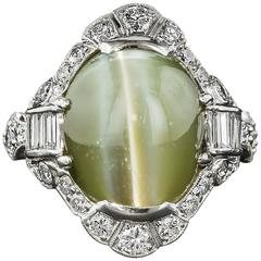 Antique Art Deco 18.50 Carat Chrysoberyl Cat's-Eye Diamond Platinum Ring
