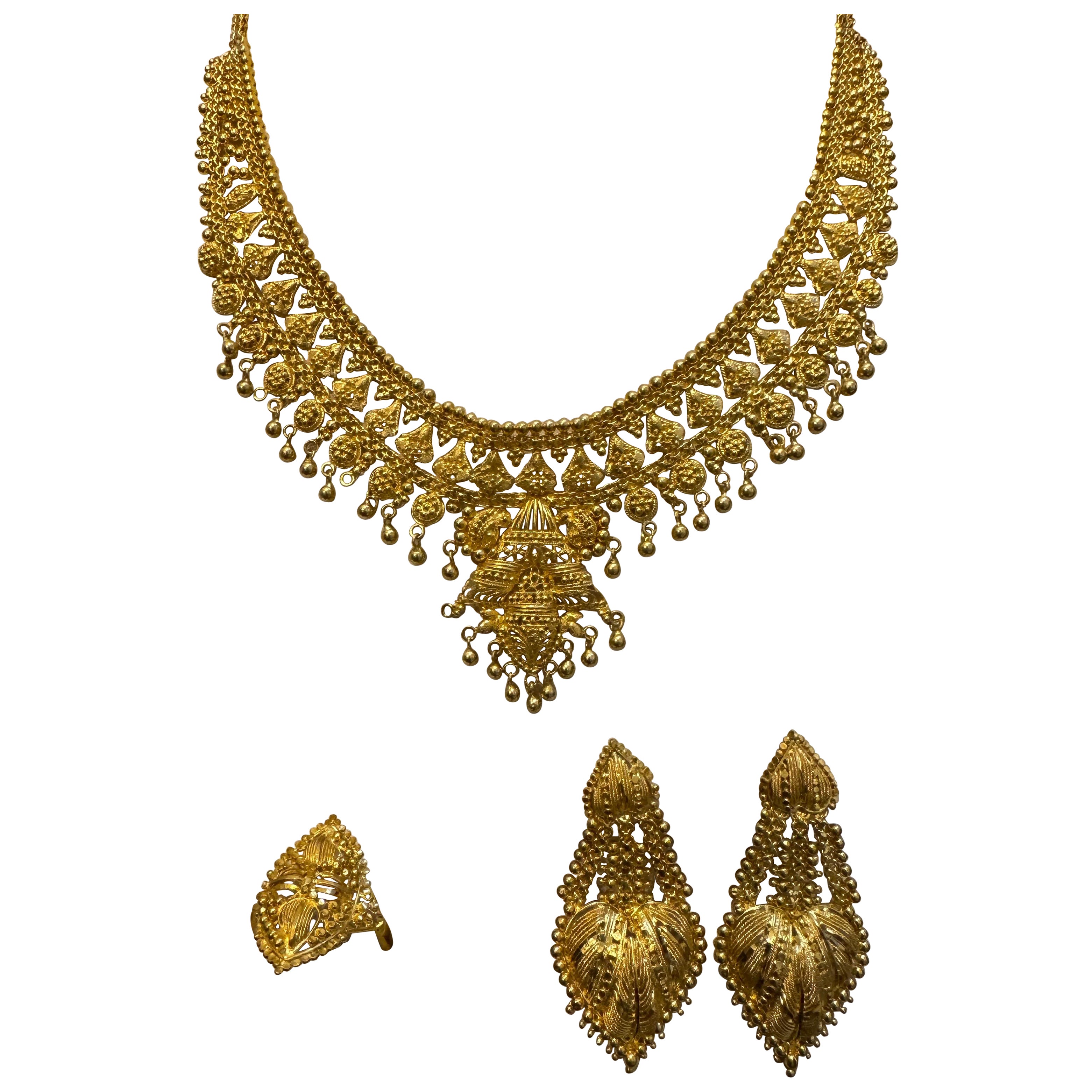 54Gm 22 Karat Gold Necklace, Earring & Ring Suite Bridal Princess Necklace Suite