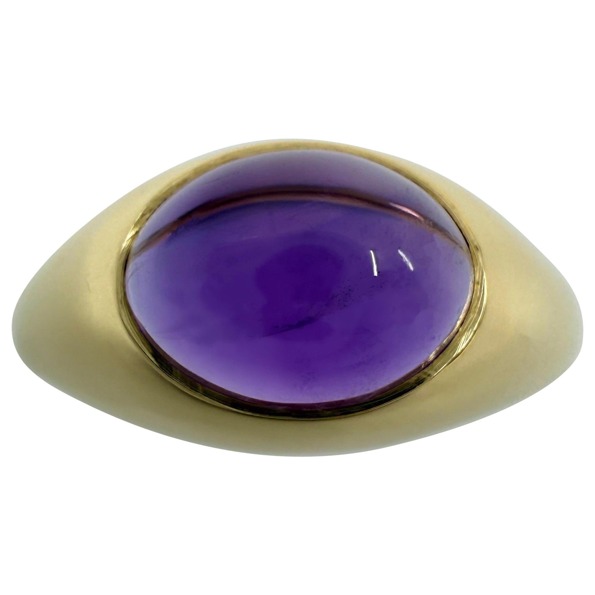 Vintage Tiffany & Co Amethyst Oval Cabochon Cut 18k Yellow Gold Dome Signet Ring