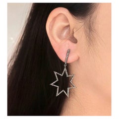 Orecchino con perno a stella Pave Diamond Argento 925 Orecchino con diamante penzolante Regalo per la festa della mamma