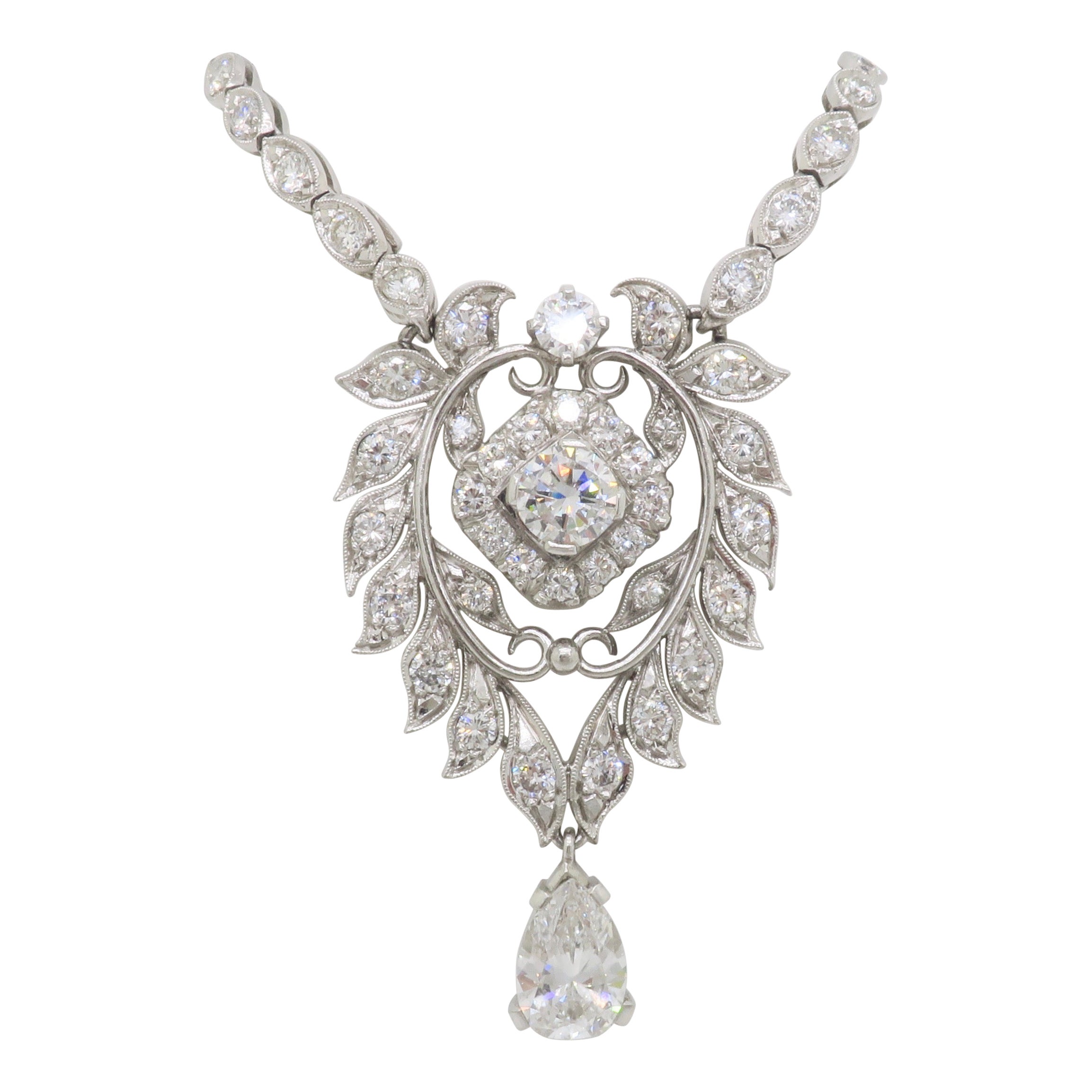 Collana di diamanti in platino con 4,23 carati di diamanti, certificati dall'IGI in vendita