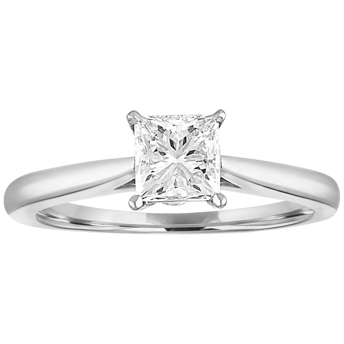 GIA Certified 0.73 Carat E VS2 Princess Diamond Solitaire Gold Engagement Ring For Sale