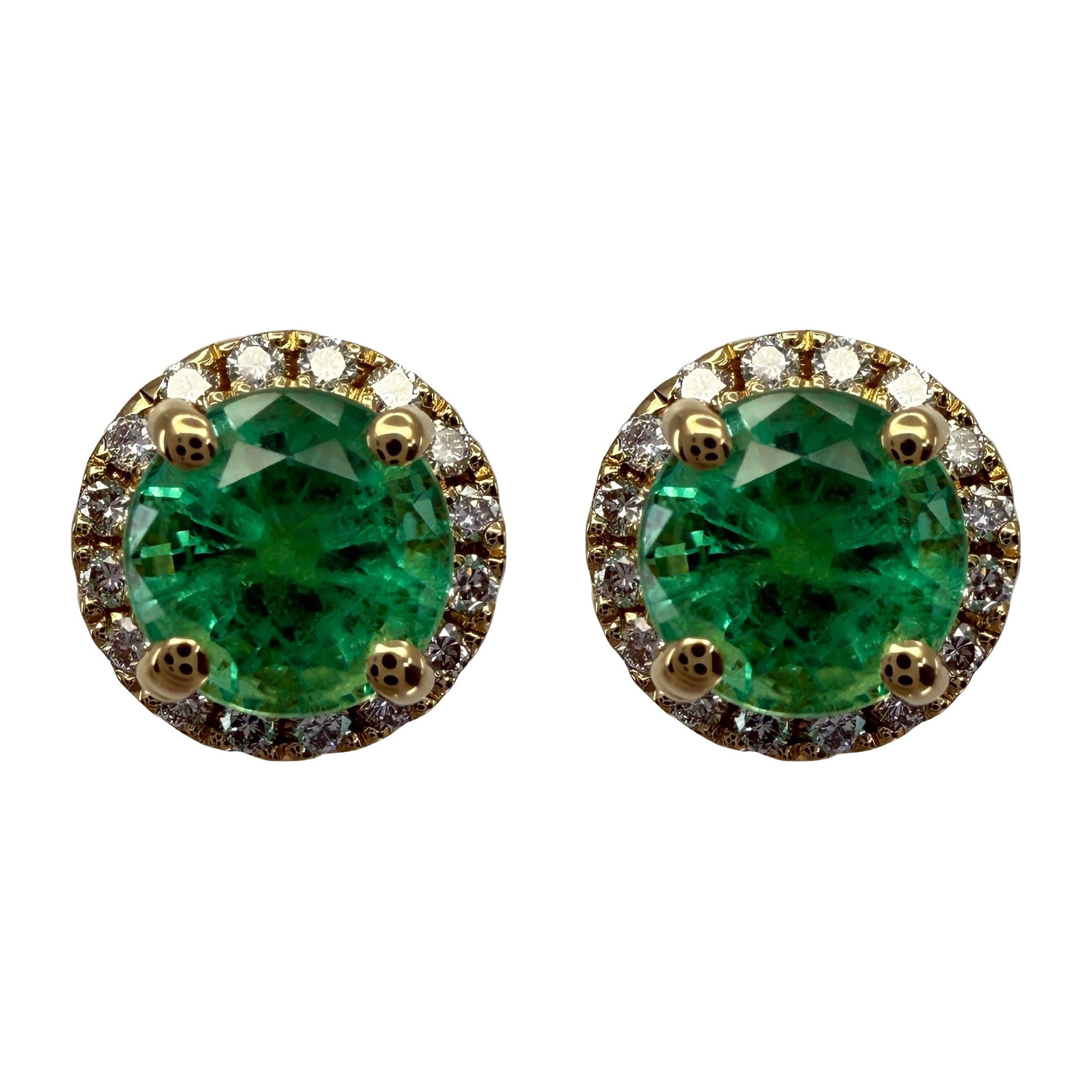 2.23ct Vivid Green Emerald Diamond Round Cut 18k Yellow Gold Halo Earring Studs