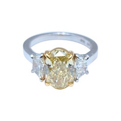 18K Gold & Platinum GIA Сertified Natural Fancy Yellow Diamond Engagement Ring