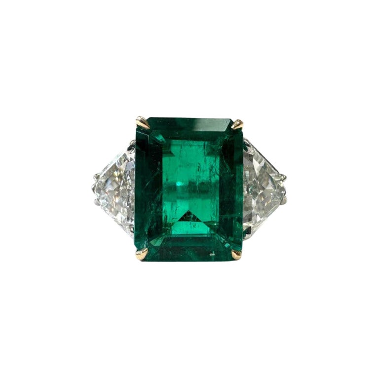 Colombian Emerald & Diamond Platinum Ring, Gübelin Certified