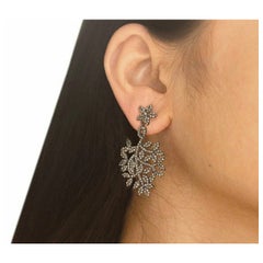 Orecchino alla moda con design a foglia Pave diamond in argento 925 Fine Diamond Earring Gift.