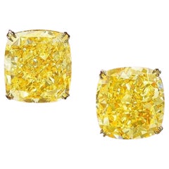Boucles d'oreilles en diamant jaune certifié GIA de 4 carats à taille coussin