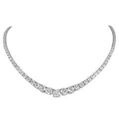 Alexander Beverly Hills Collier en or 18 carats avec diamants 17,84 carats au centre 2,51 carats certifiés GIA