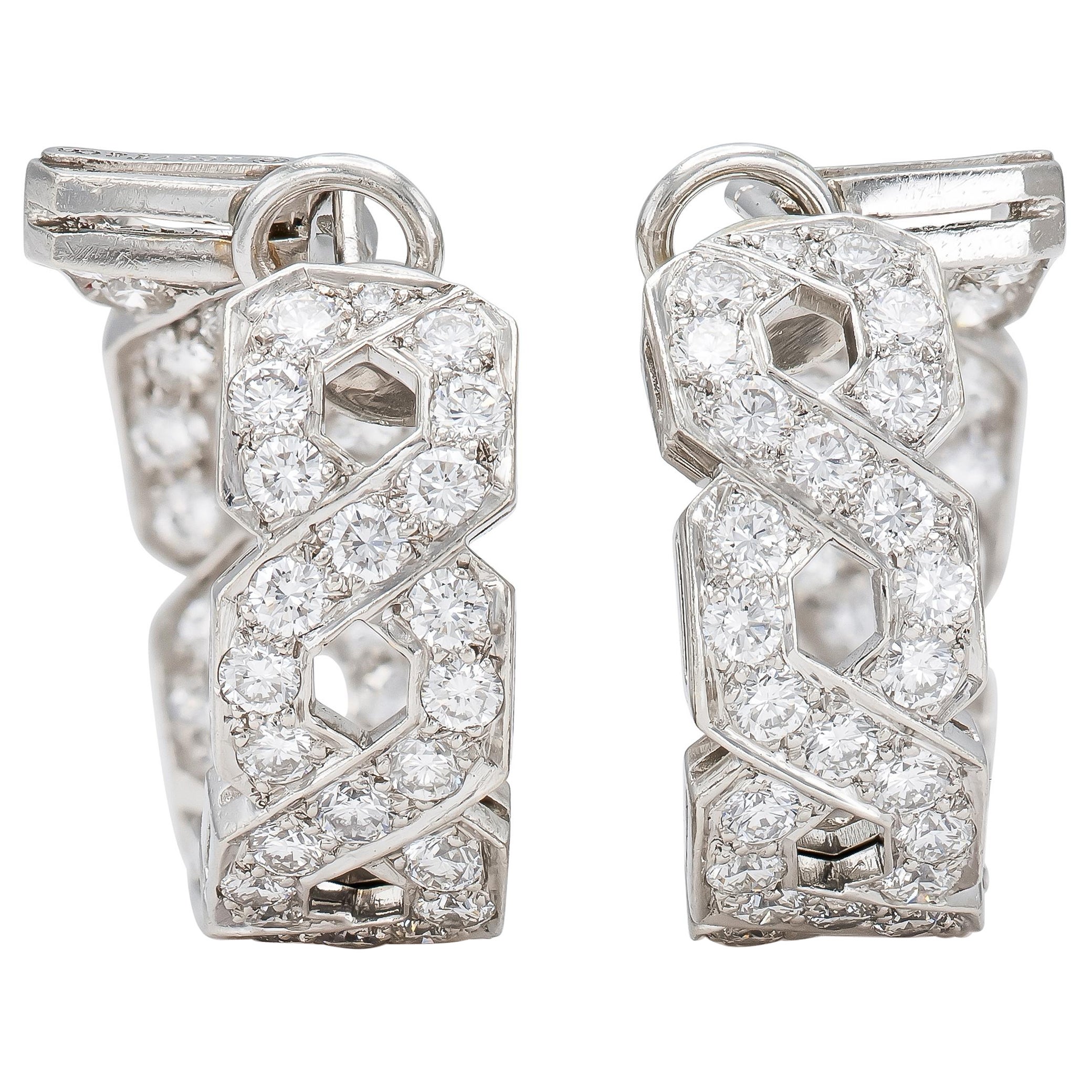 Tiffany & Co. Boucles d'oreilles à maillons éternels en diamant