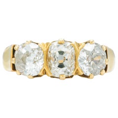 Bague victorienne ancienne à trois pierres avec diamants de 2,00 carats