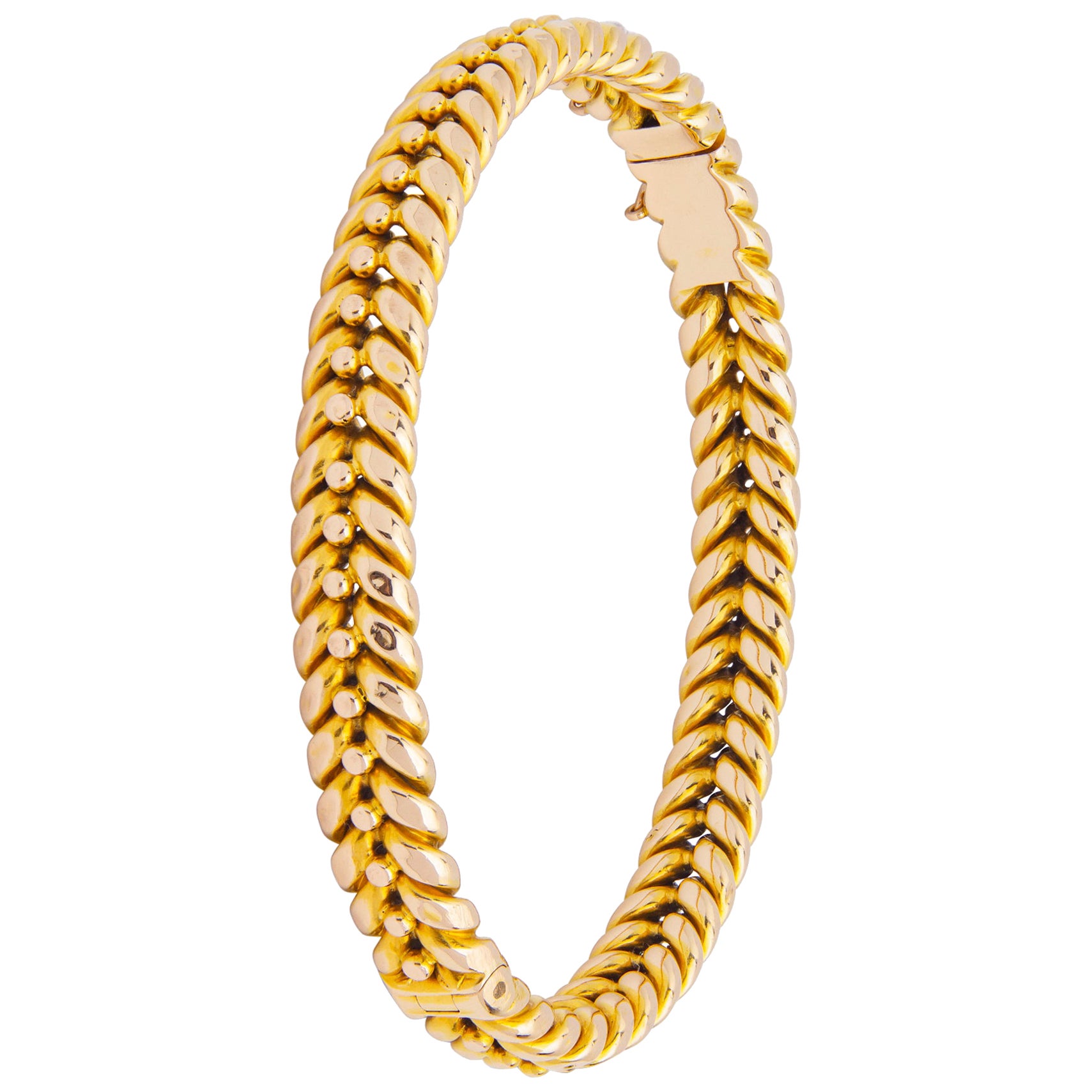 Antique 15 Karat Yellow Gold 'Illusion' Bangle