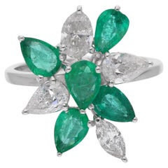 Esmeralda zambiana real de 1,66 quilates Anillo de cóctel Diamante de 1,12 quilates Oro blanco de 18 quilates