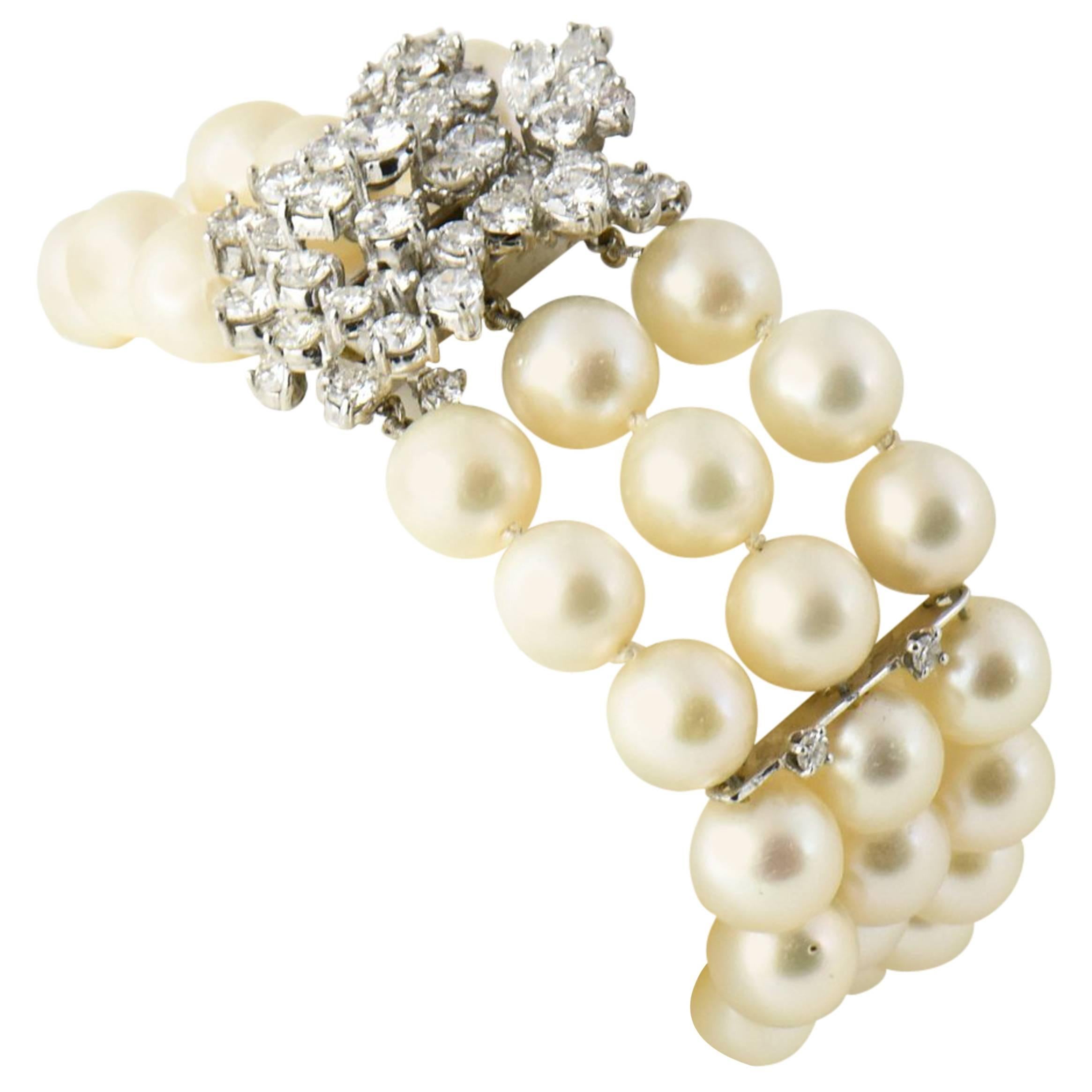 Mid-20th Century Triple Strand Cultured Pearl and Diamond White Gold Bracelet