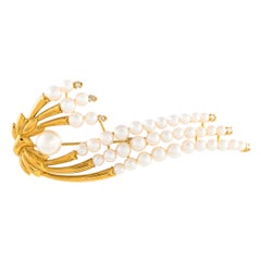 18K Yellow Gold Pearl Brooch
