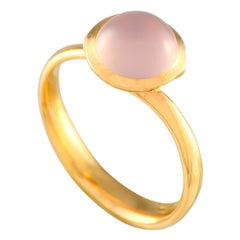 Tamara Comolli Anillo Bouton de oro amarillo de 18 quilates y 1,80 ct de calcedonia rosa