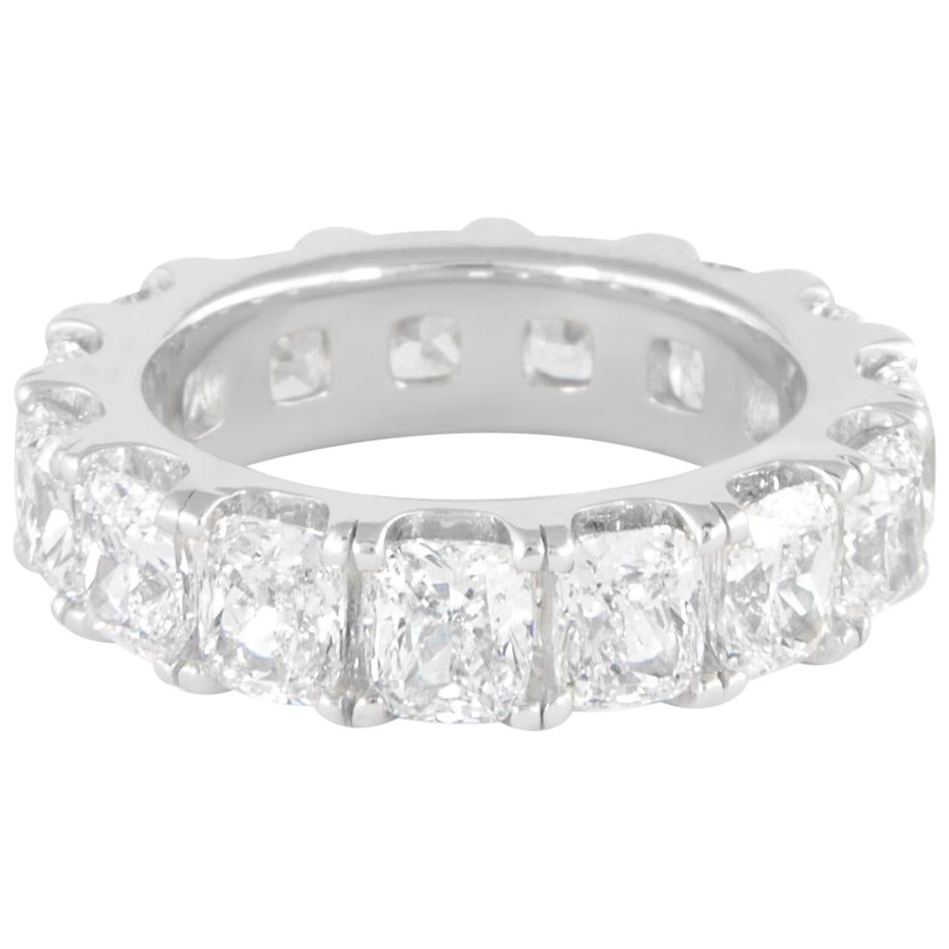 Alexander Beverly Hills, bague d'éternité 18 carats S-6,5 avec diamants taille coussin de 7,68 carats