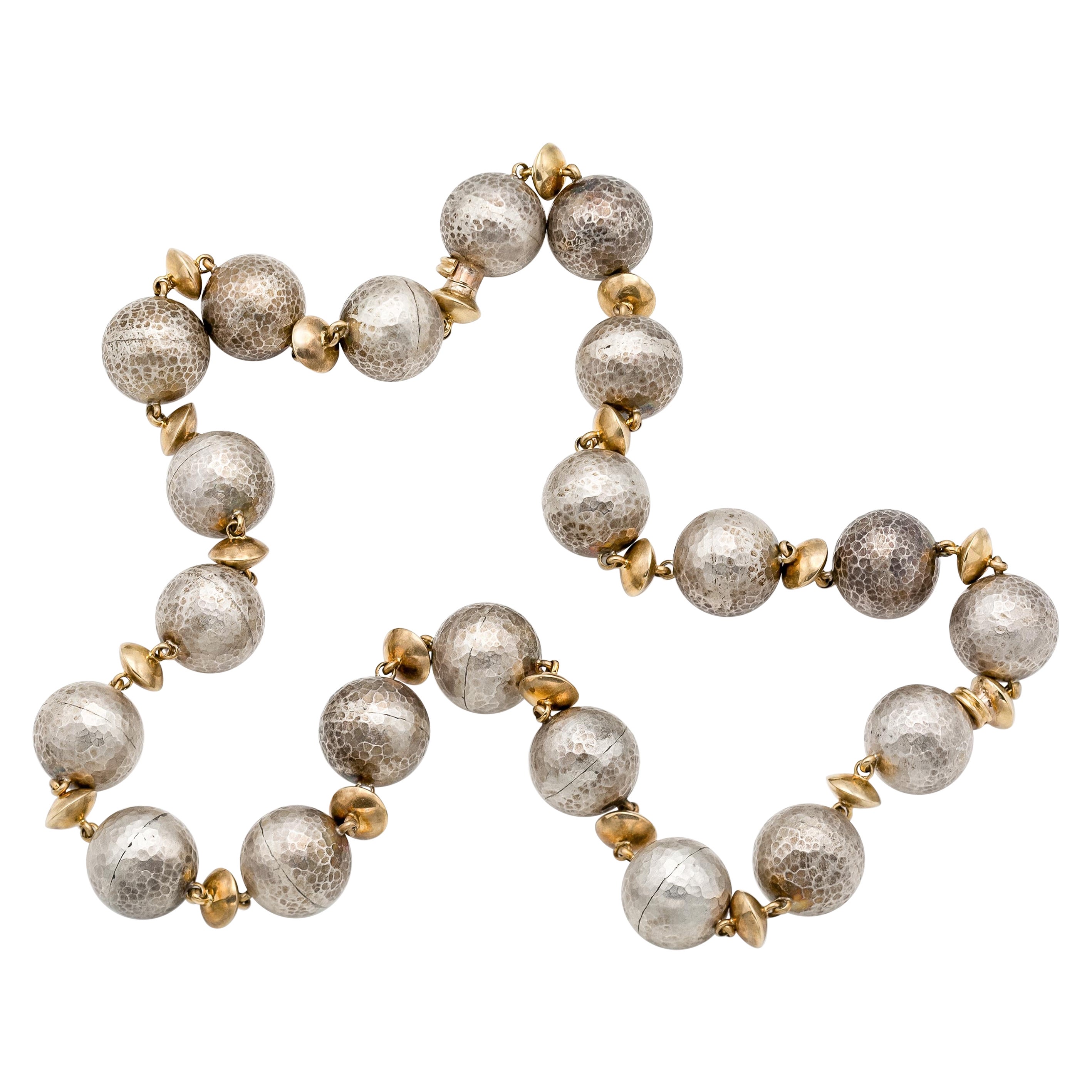 Collana di bolle d'argento martellato vintage del 1960 in vendita