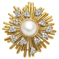 Vintage 1960s David David Webb Goldes and Pearl Sun Brooch with Diamond Hearts (Broche soleil en or et perles avec cœurs en diamants)