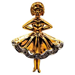 Collana con ciondolo a forma di ballerina in oro rosa e diamanti bianchi realizzata a mano in stile Art Nouveau