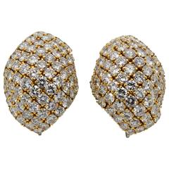 Stunning David Webb Yellow Gold Diamond Earrings