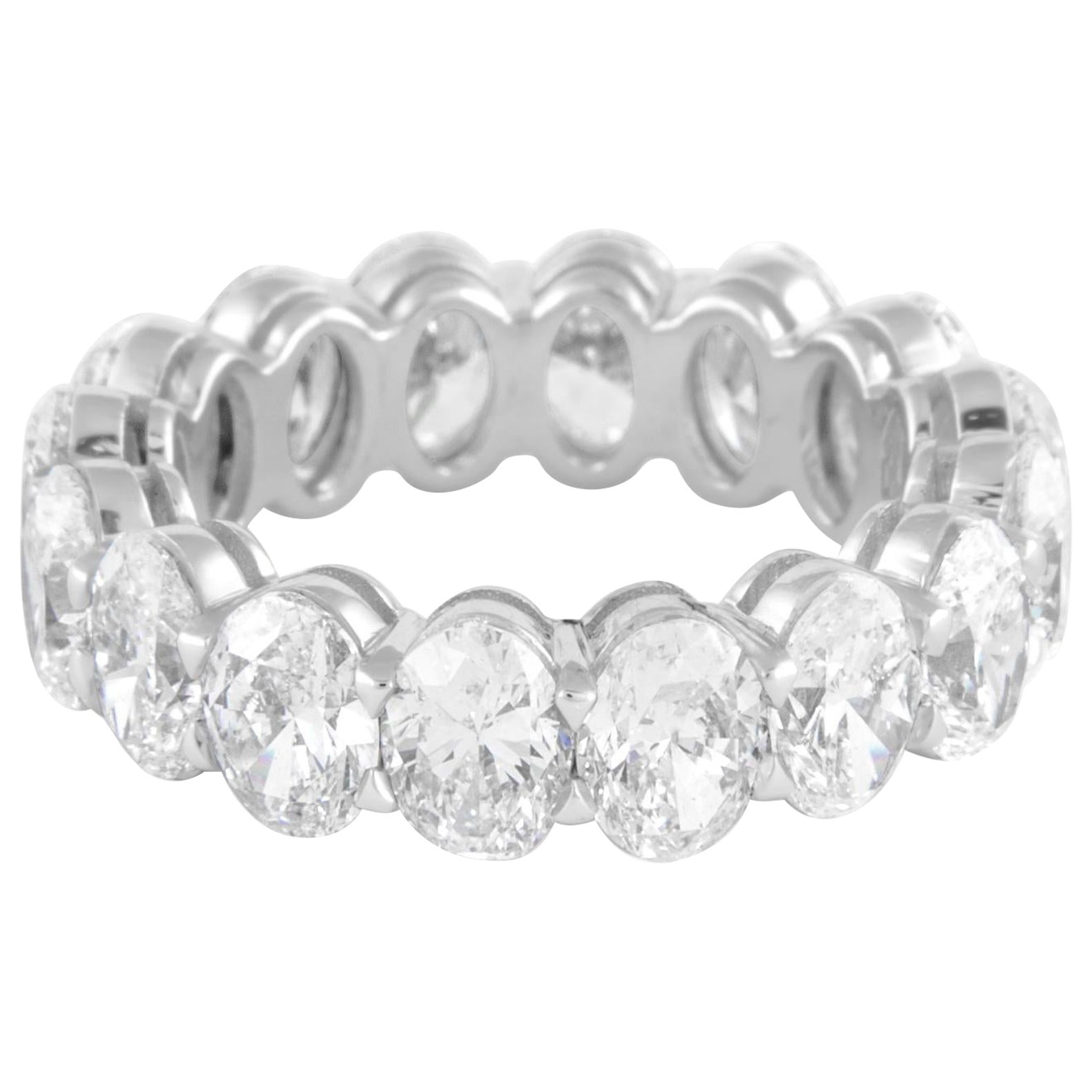 Alexander Beverly Hills 8,01 ct D-F Diamante ovalado Anillo de la eternidad 18k Oro blanco 6,5