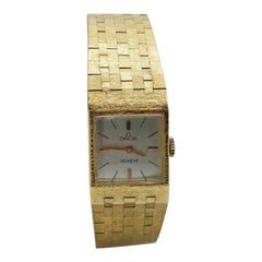 Vintage Omega 18k Yellow Gold Ladies Watch 17mm - 45.0g
