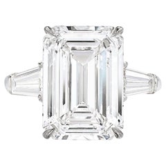 GIA Certified 5.01 Carat Emerald Cut VVS2 Clarity Diamond Ring