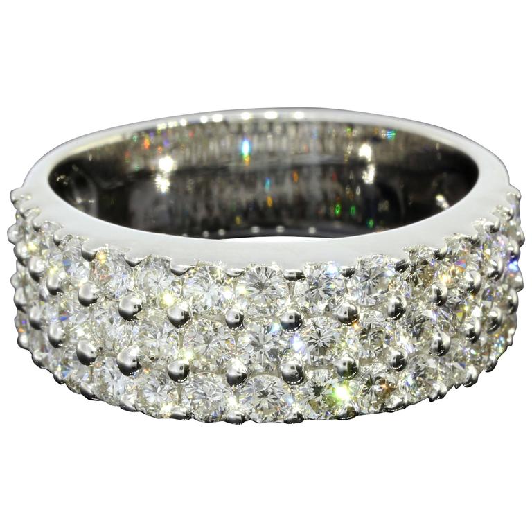 black diamond gold wedding band