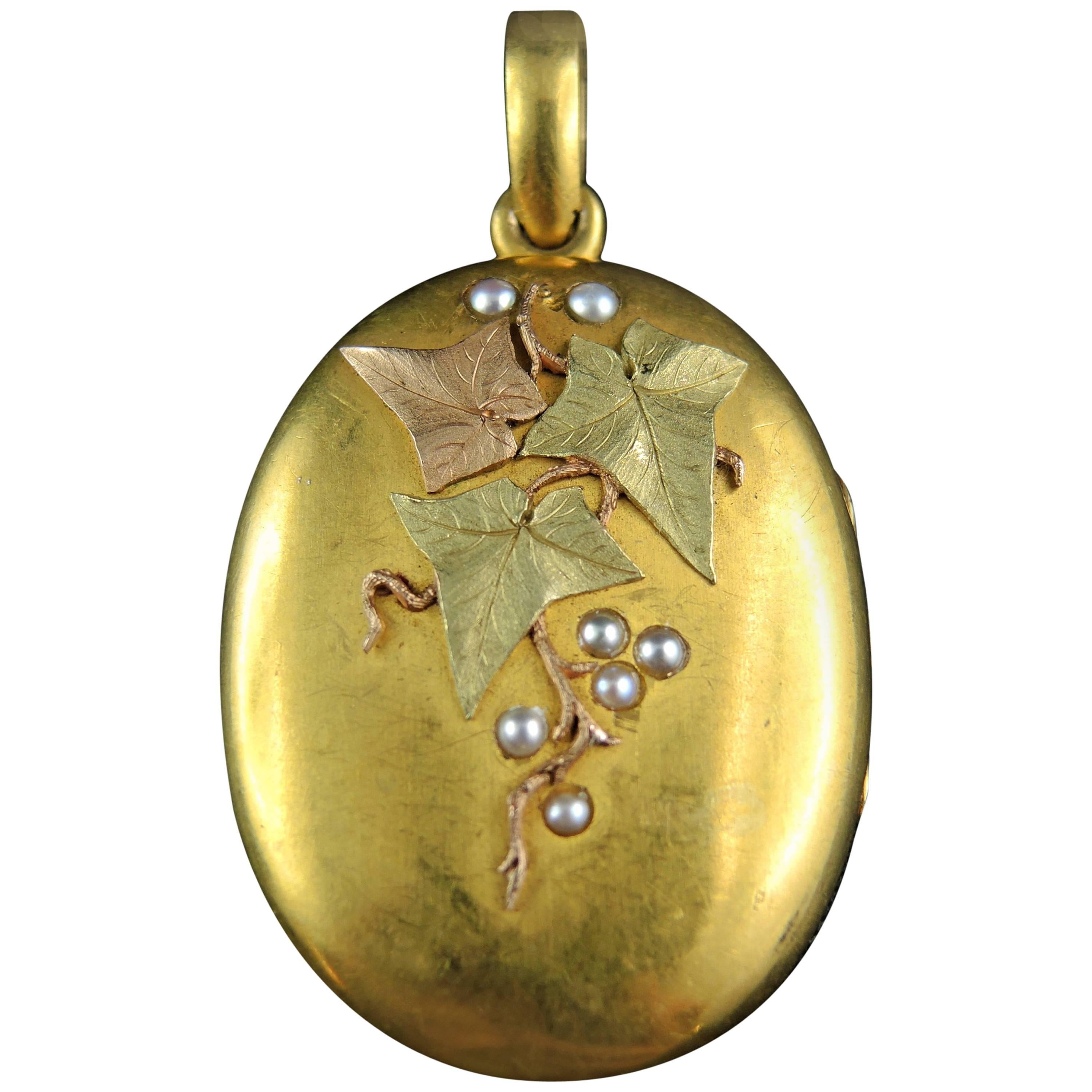 Antique French Gold Locket with Vine Leaf Design