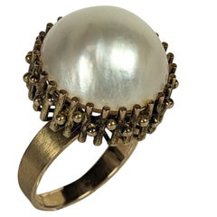 Modernist Mabe Pearl Cocktail Ring