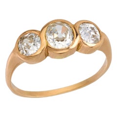 Mid Century diamond 18k yellow gold three stone ring