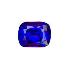 Natural Tanzanite 28.25 Carat Royal Blue Color