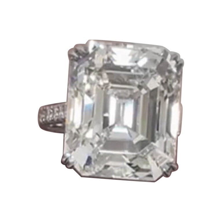 Emerald-Cut Diamond Platinum Ring, GIA Certified H VS2, 20ct Center