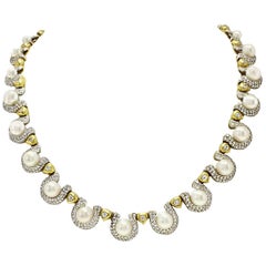  Pearl 11, 50 ct Diamond 18 kt Gold Necklace