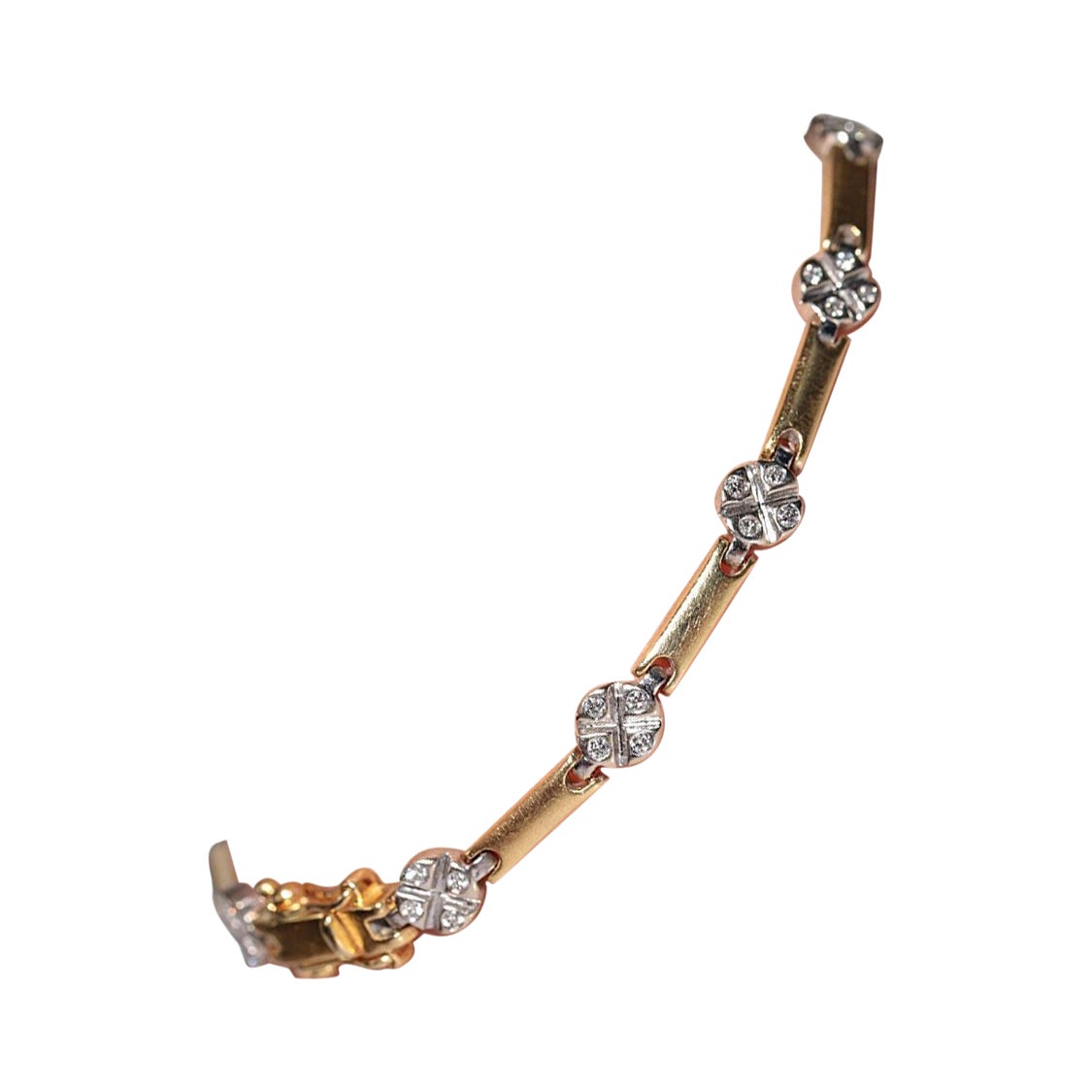 Vintage Circa 1980s 18k Gold Natural Diamond Decorated Tennis Bracelet