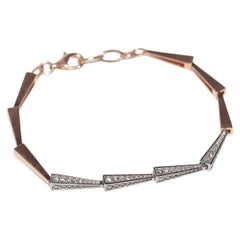 18k Gold Natural Diamond Decorated Pretty Bracelet