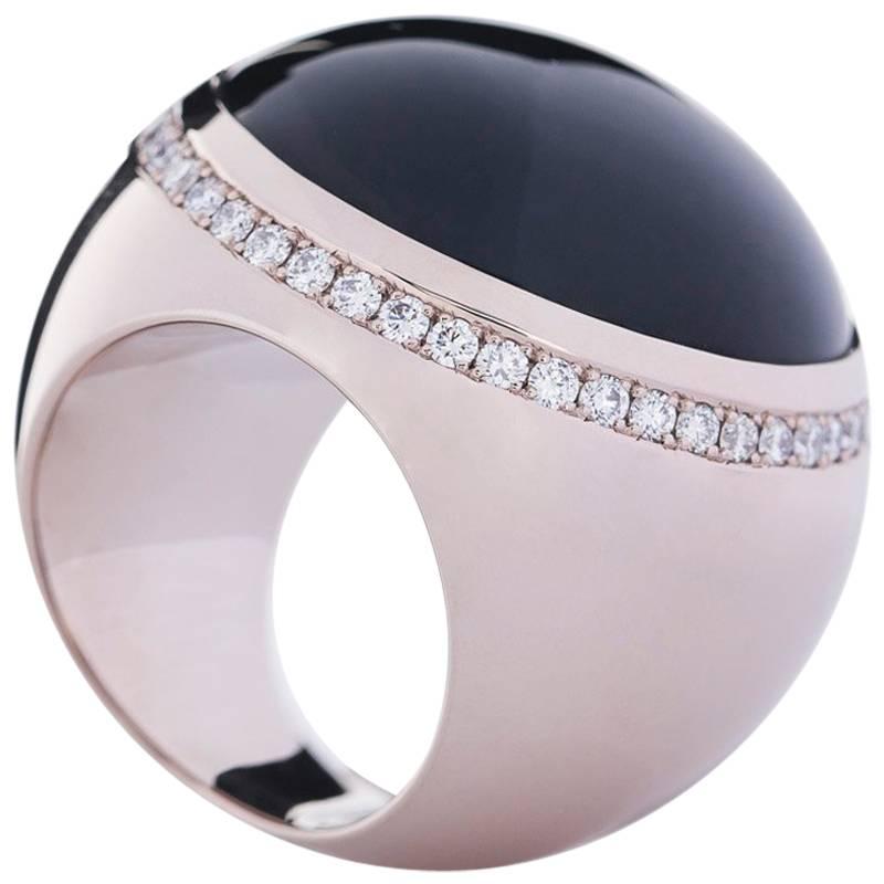 Wagner Collection Ring "Sphere" White Gold Onyx Cabochon Diamonds