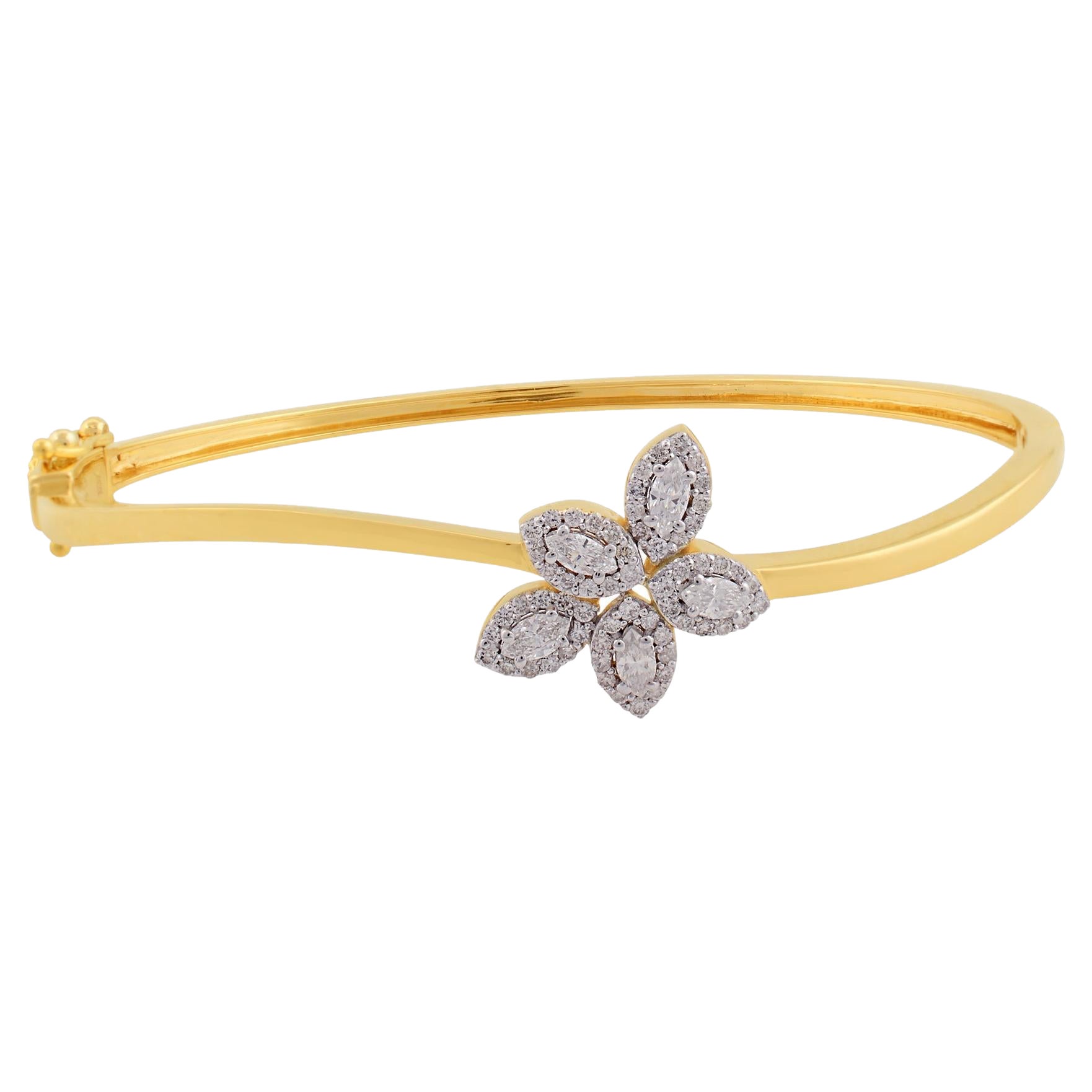 0.75 Ct SI/HI Marquise Round Diamond Flower Bangle Bracelet 18 Karat Yellow Gold im Angebot