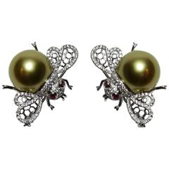 Pair of Gold South Sea Pearl Diamond Ruby Gold Bumble Bee Brooch Pins 12