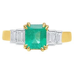 Emerald-Cut Colombian Emerald and Diamond 18 Karat Yellow Gold Ring