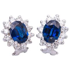 3.40 Carats Oval Sapphires Diamond Gold Earrings 3