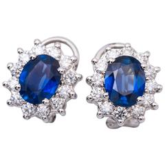 3.84 Carats Oval Sapphires Diamond Gold Earrings 