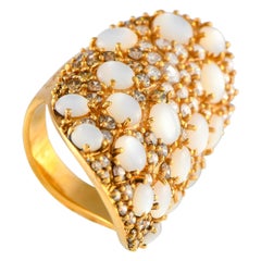 Pasquale Bruni Mandala 18K Yellow Gold 2.65ct Diamond and Mother of Pearl Ring