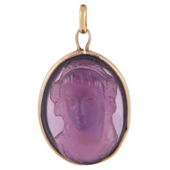 18K Yellow Gold Amethyst Cameo Pendant