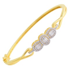 0.65 Carat SI/HI Baguette Round Diamond Bangle Bracelet 18 Karat Yellow Gold