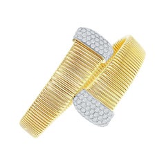 2 Carats Yellow Gold Tubogas Bangle